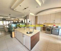 LARGE FAMILY HOME