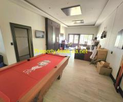 LARGE FAMILY HOME