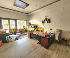 LARGE FAMILY HOME